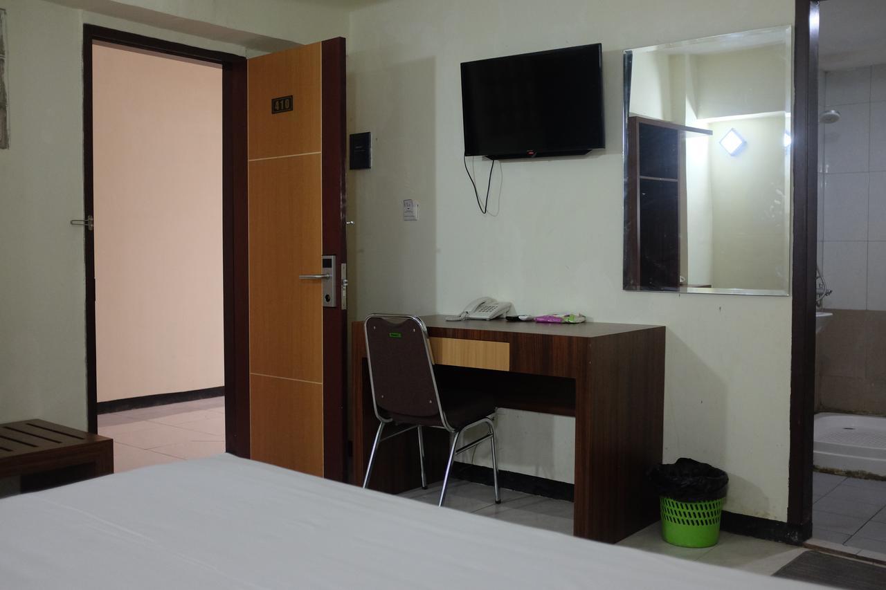 Reddoorz Plus Near Senen Cakarta Dış mekan fotoğraf