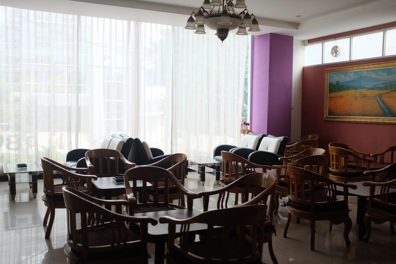 Reddoorz Plus Near Senen Cakarta Dış mekan fotoğraf