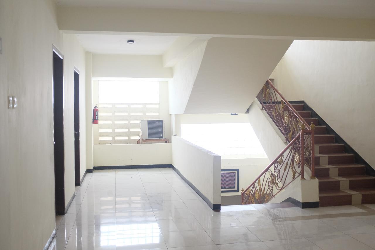 Reddoorz Plus Near Senen Cakarta Dış mekan fotoğraf