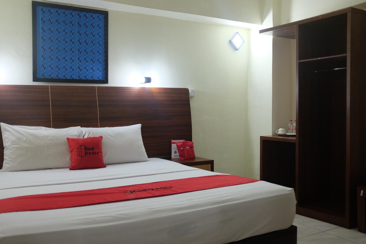Reddoorz Plus Near Senen Cakarta Dış mekan fotoğraf