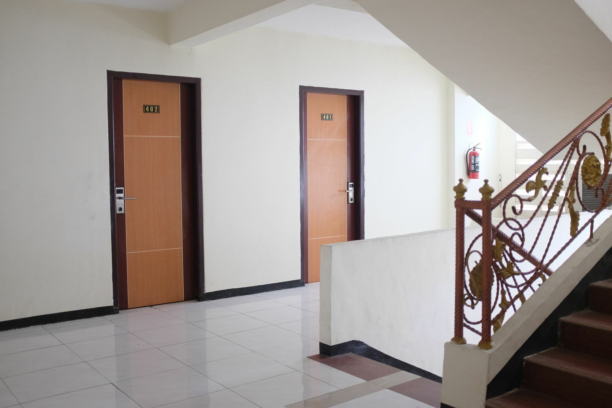 Reddoorz Plus Near Senen Cakarta Dış mekan fotoğraf